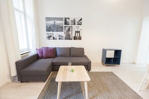 City Διαμέρισμα, 3 Υπνοδωμάτια | 3 υπνοδωμάτια, γραφείο, σίδερο/σιδερώστρα, δωρεάν Wi-Fi 