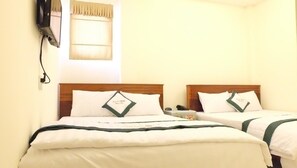 トリプルルーム | ミニバー、デスク、WiFi (無料)