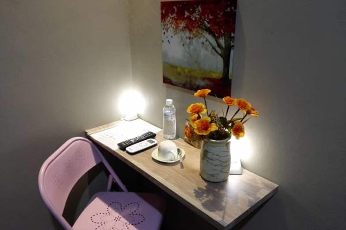 Room amenity