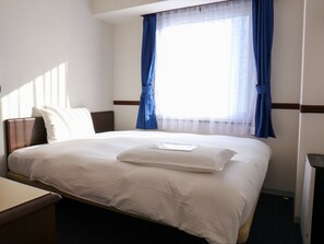 Premium Plus Room, Non Smoking | 1 bedroom, desk, blackout drapes, free WiFi - Toyoko Inn Shin Osaka Higashi Mikuni Station (Osaka)