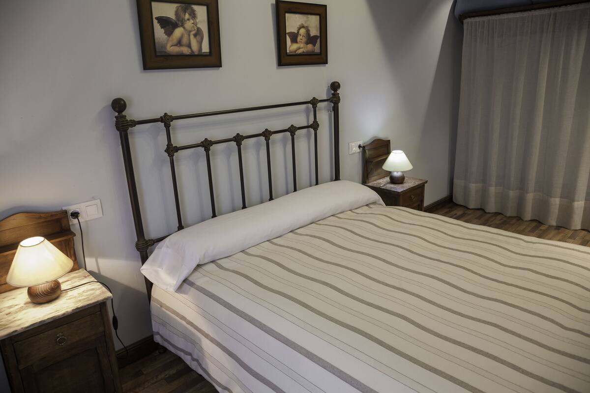Superior Room (2 adults + 2 children) | Free cots/infant beds, rollaway beds, free WiFi