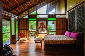 Décoration personnalisée, ameublement personnalisé, bureau