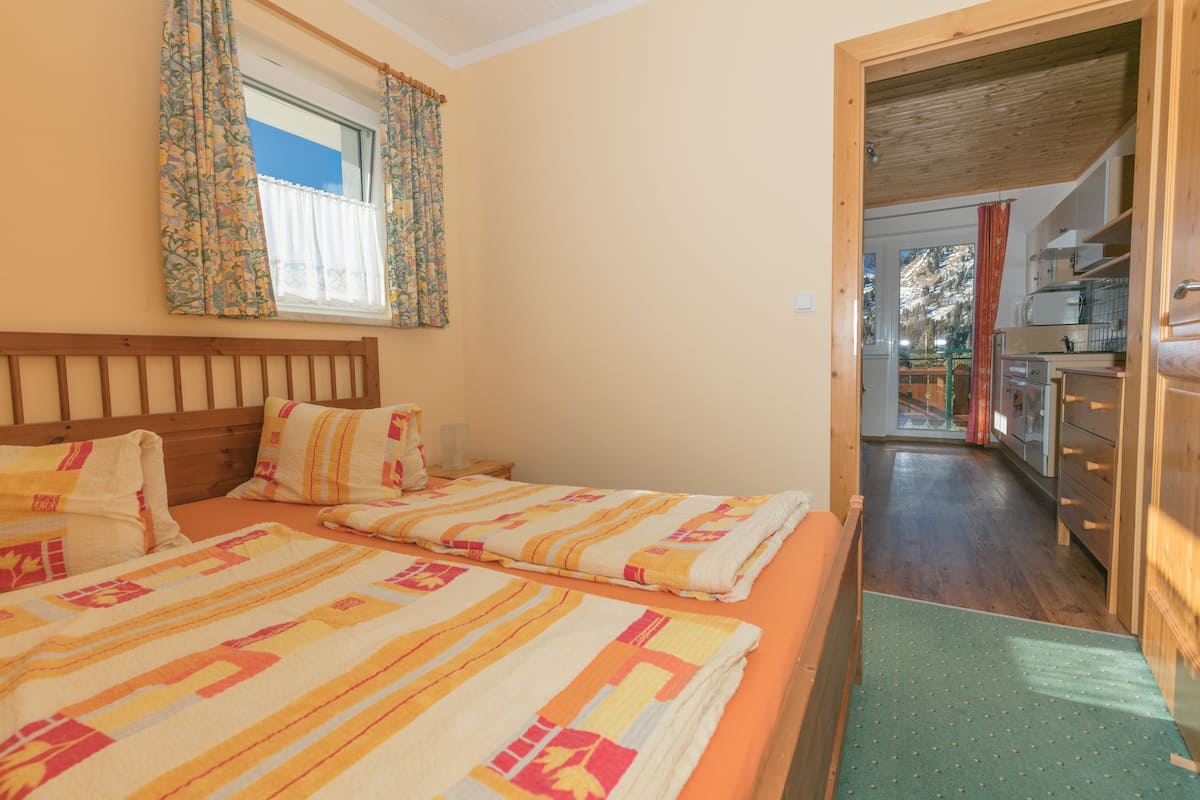 Apartment, Non Smoking (B1) | Free WiFi, bed sheets