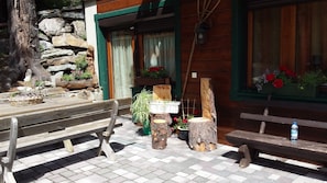 Terassi/patio
