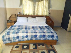 Suite – deluxe | Minibar, skrivebord og skrivebord for bærbar PC