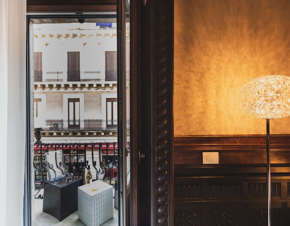 Deluxe Double Room, 1 Bedroom, Non Smoking, Private Bathroom | 1 bedroom, premium bedding, down comforters, pillowtop beds - Palazzo Marletta Luxury House Hotel (Catania)