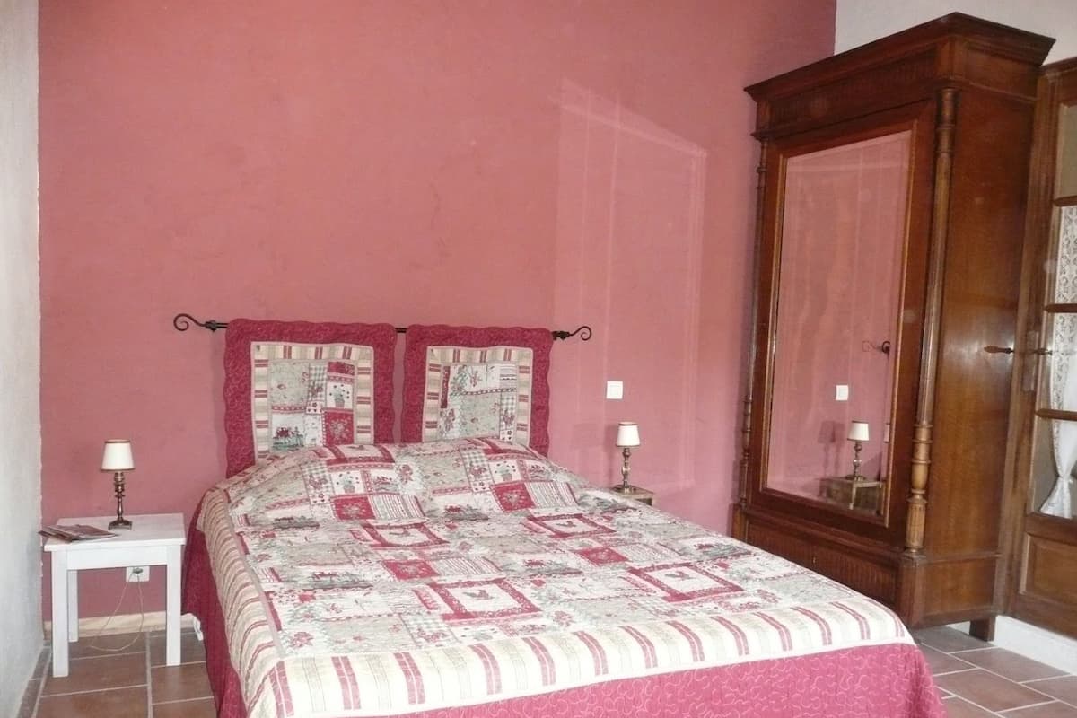 Room (Rouge)