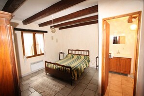 Habitación doble | Decoración individual y mobiliario individual