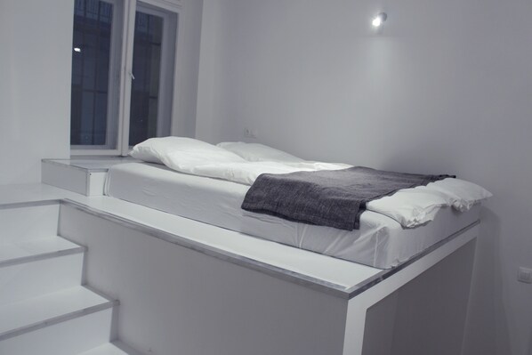 Townhome, Multiple Beds | Iron/ironing board, free WiFi