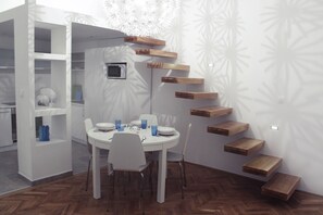Townhome, Multiple Beds | In-room dining