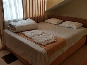Economy Room | Minibar, desk, free WiFi - Kalpe Houses Tatil Koyu (Kandira)