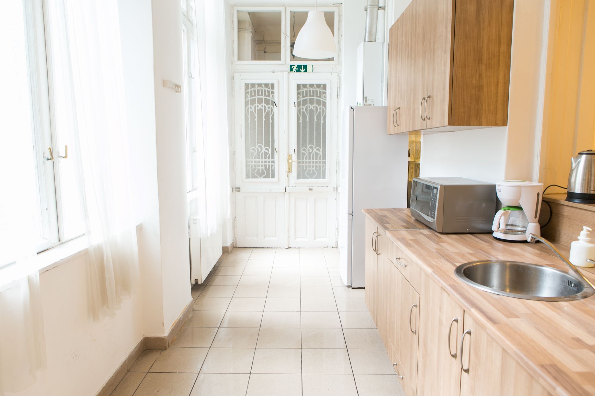 Economy-Apartment, Mehrere Betten | Eigene Küche | Kühlschrank, Mikrowelle, Herdplatte, Wasserkocher mit Kaffee-/Teezubehör