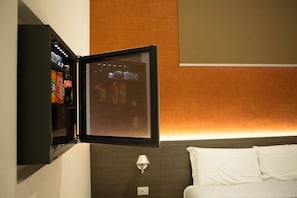 Desk, blackout curtains, cots/infant beds, free WiFi - Hotel New Bari (Bitritto)