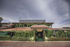 Front of property - House Of My Eternal Love - Kulai Homestay (Kulai)