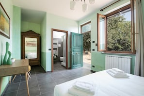 Habitación Deluxe, vistas al valle | Wifi gratis y ropa de cama