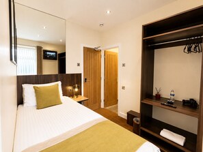 Standard Single Room, Ensuite (Single Room) - The Kings Cross Hotel (Blackpool)