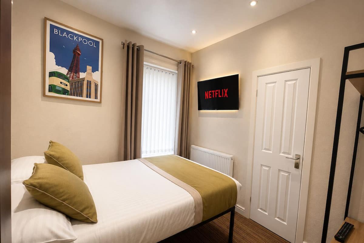 Standard Double Room, Ensuite (Double Room)