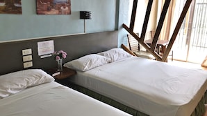 ห้องพัก (Algaida) | โต๊ะทำงาน, ผ้าม่านกันแสง, เตารีด/โต๊ะรีดผ้า, ผ้าปูที่นอน