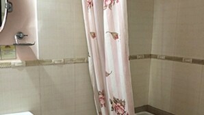ของใช้ในห้องน้ำฟรี, ผ้าเช็ดตัว