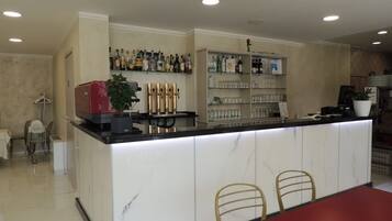 Bar (in der Unterkunft)