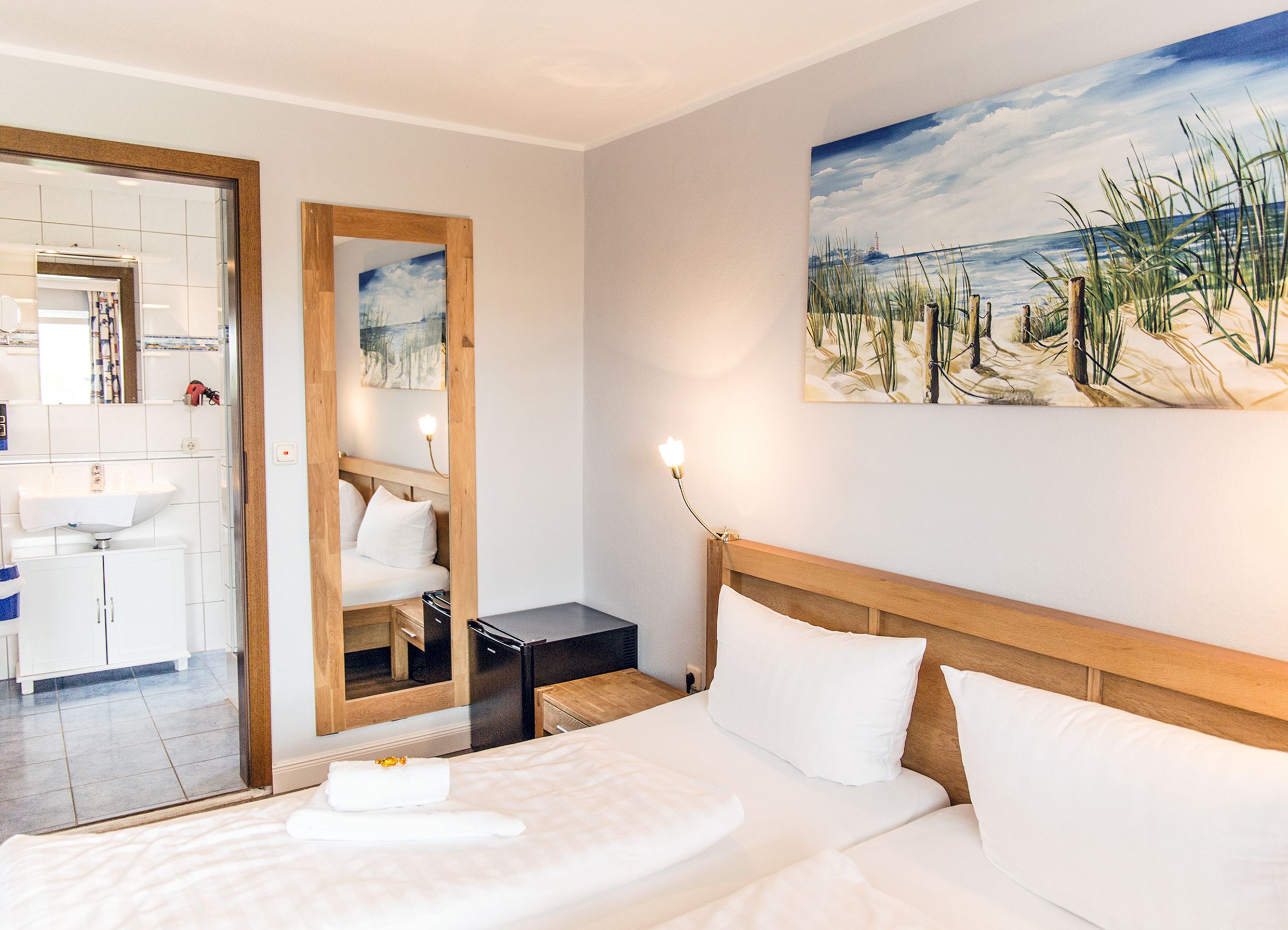 double room, balcony | 1 bedroom, minibar, free wifi, bed sheets