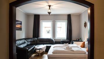 Junior Suite | Free WiFi, bed sheets