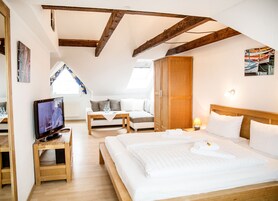 Junior Suite | Free WiFi, bed sheets