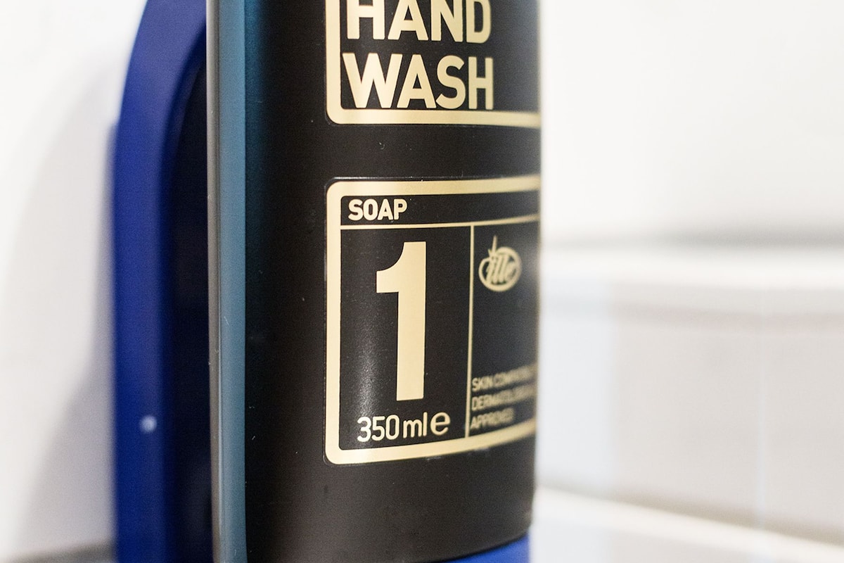 double room, balcony | bathroom amenities | shower, free toiletries, hair dryer, towels