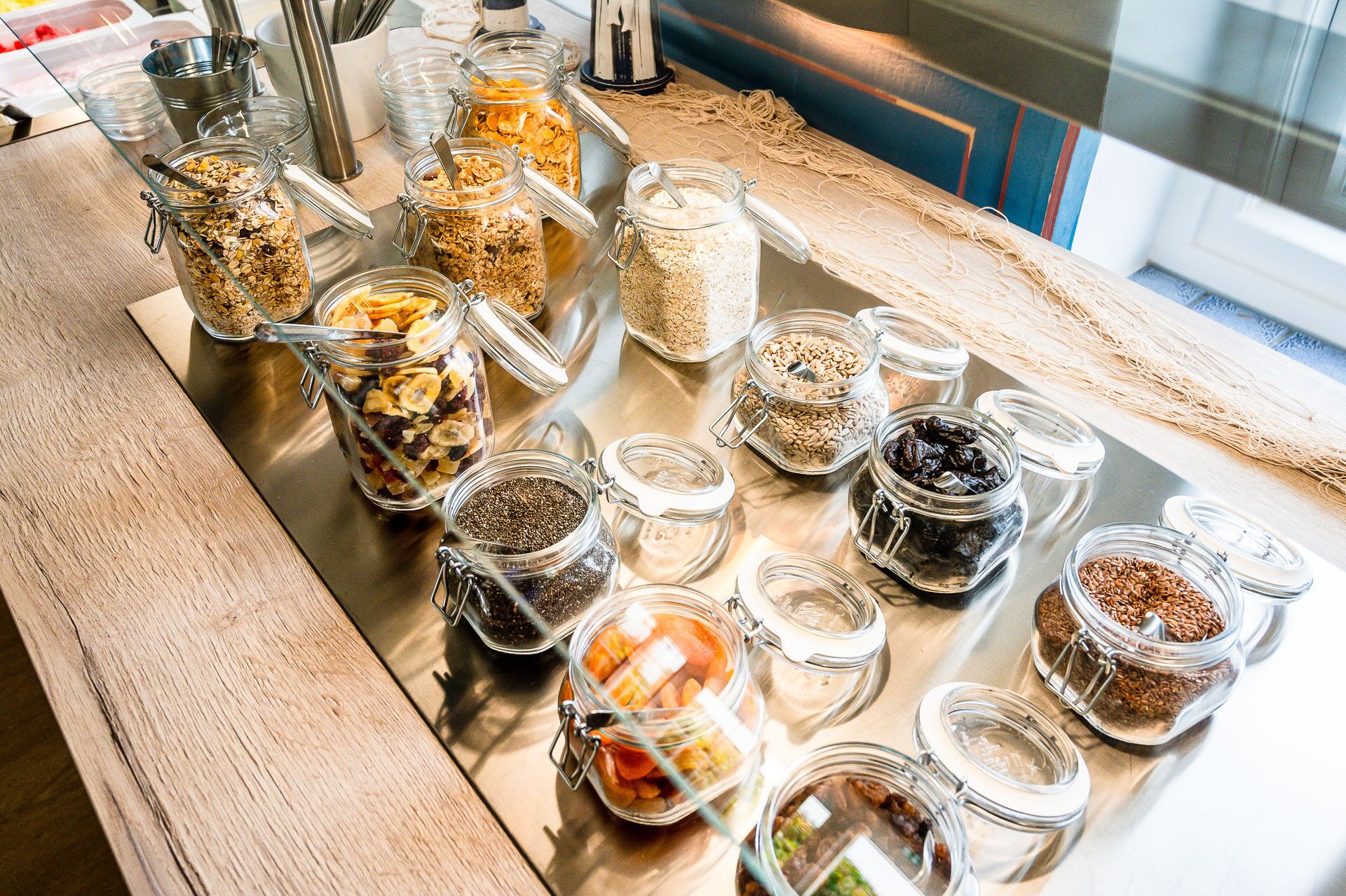daily buffet breakfast (eur 18 per person)
