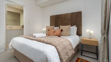 Comfort Condo, Balcony, City View | 1 bedroom, in-room safe, desk, blackout drapes