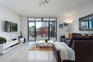 Condo Confort, balcon, vue sur la ville | Vue de la chambre