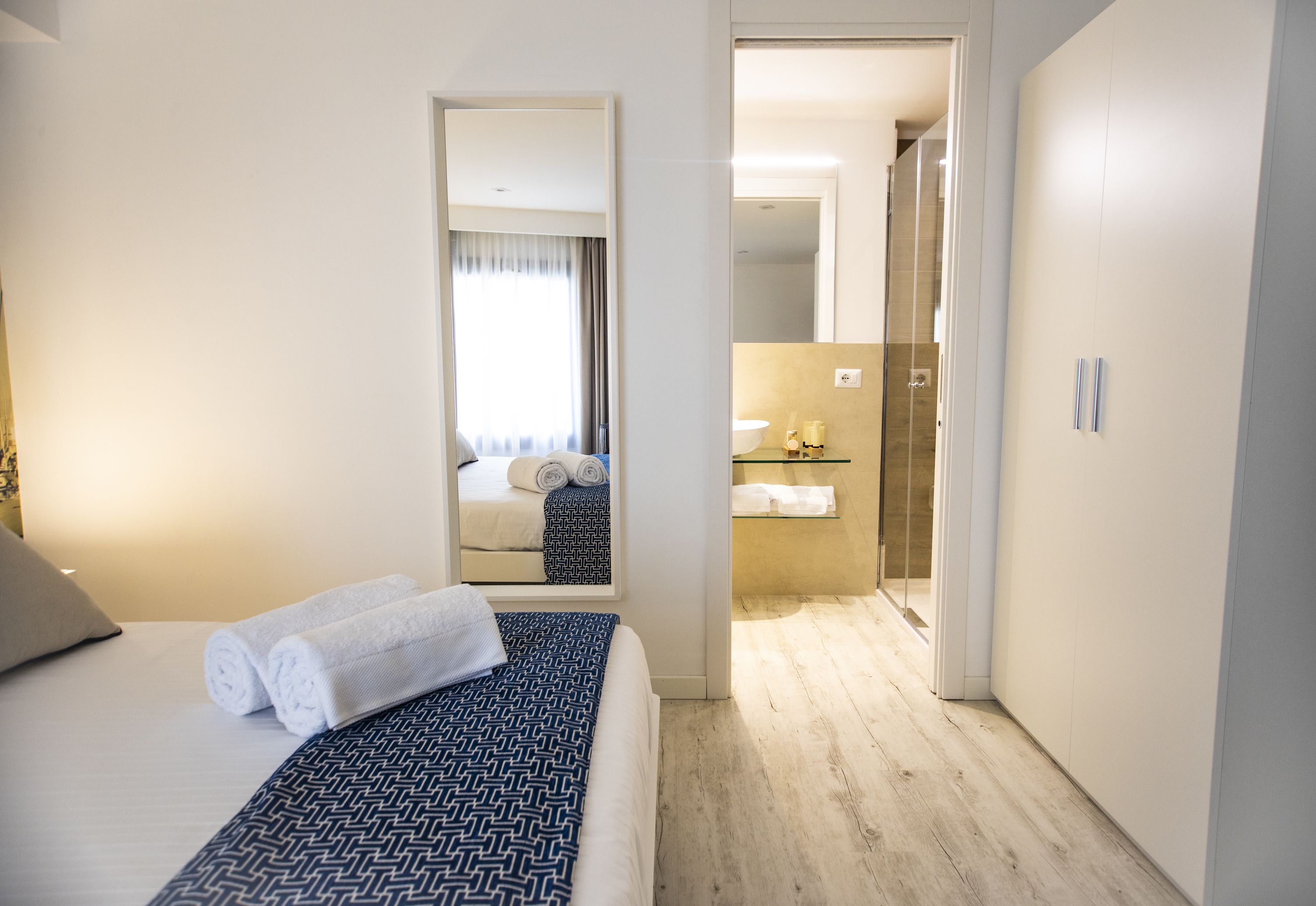 Chambre double, dans la tour | Literie de qualité, couette en duvet, minibar, coffre-fort