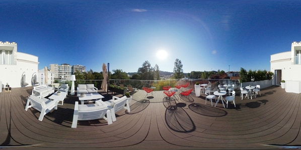 Bar (in der Unterkunft)