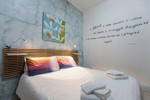 Comfort Double or Twin Room, Kitchen | In-room safe, desk, iron/ironing board, free WiFi - B&B Piazza Duomo (Cerignola)