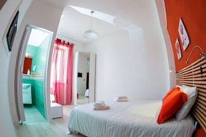 Triple Room, Kitchenette | In-room safe, desk, iron/ironing board, free WiFi - B&B Piazza Duomo (Cerignola)
