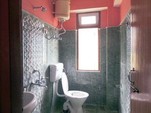 Shower, towels
