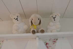 Interior detail - Moonfrog Lets - Riverside Bothy (Spean Bridge)