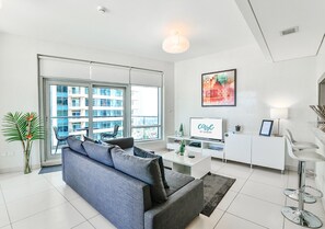 Departamento Elite, 1 cama Queen size, para no fumadores, cocina | Sala de estar | Televisión de pantalla plana 