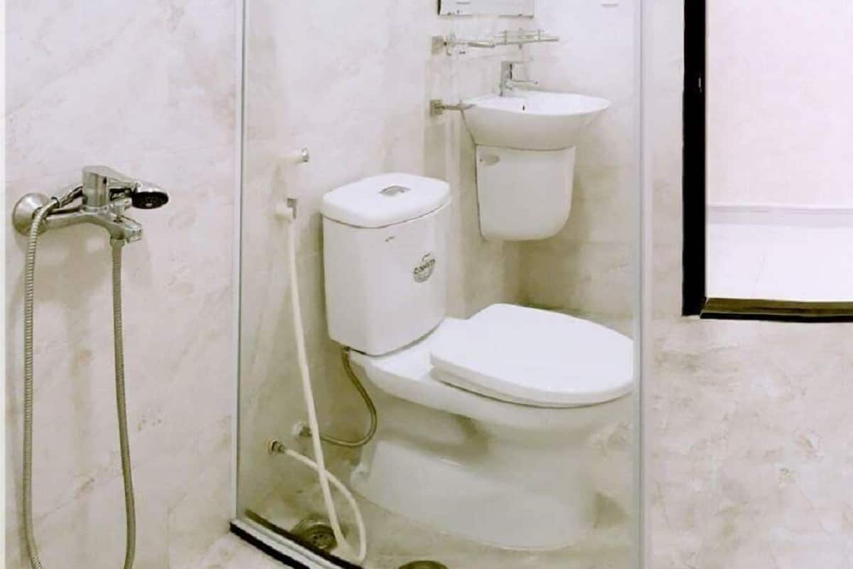 studio, 1 bedroom | bathroom | shower, free toiletries, hair dryer, slippers