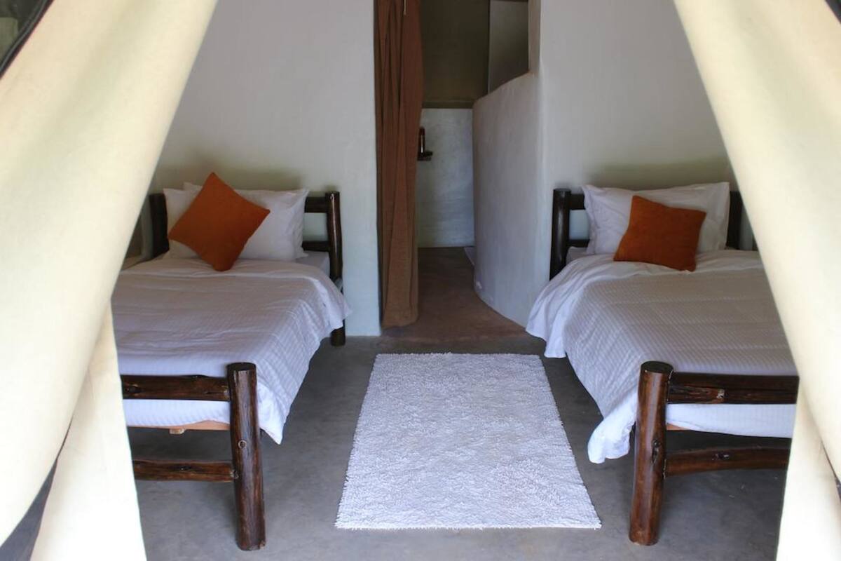 In-room safe, free cribs/infant beds, free WiFi, bed sheets