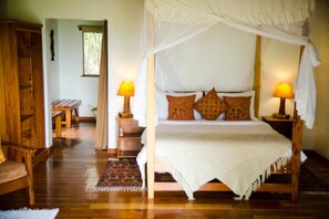 In-room safe, free cribs/infant beds, free WiFi, bed sheets
