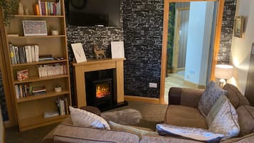 Cottage, 1 Double Bed, Ground Floor (2) | Living area | Flat-screen TV, fireplace, DVD player
