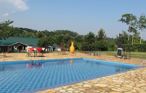 Udendørs pool