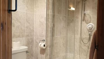 Free toiletries, towels