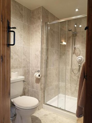 Free toiletries, towels