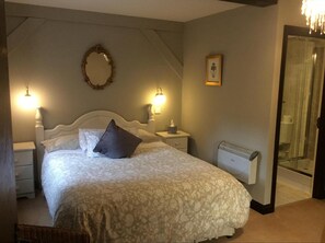 Insonorizzazione, ferro/asse da stiro, Wi-Fi gratuito, lenzuola