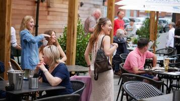 Lunch and dinner served, Indian cuisine