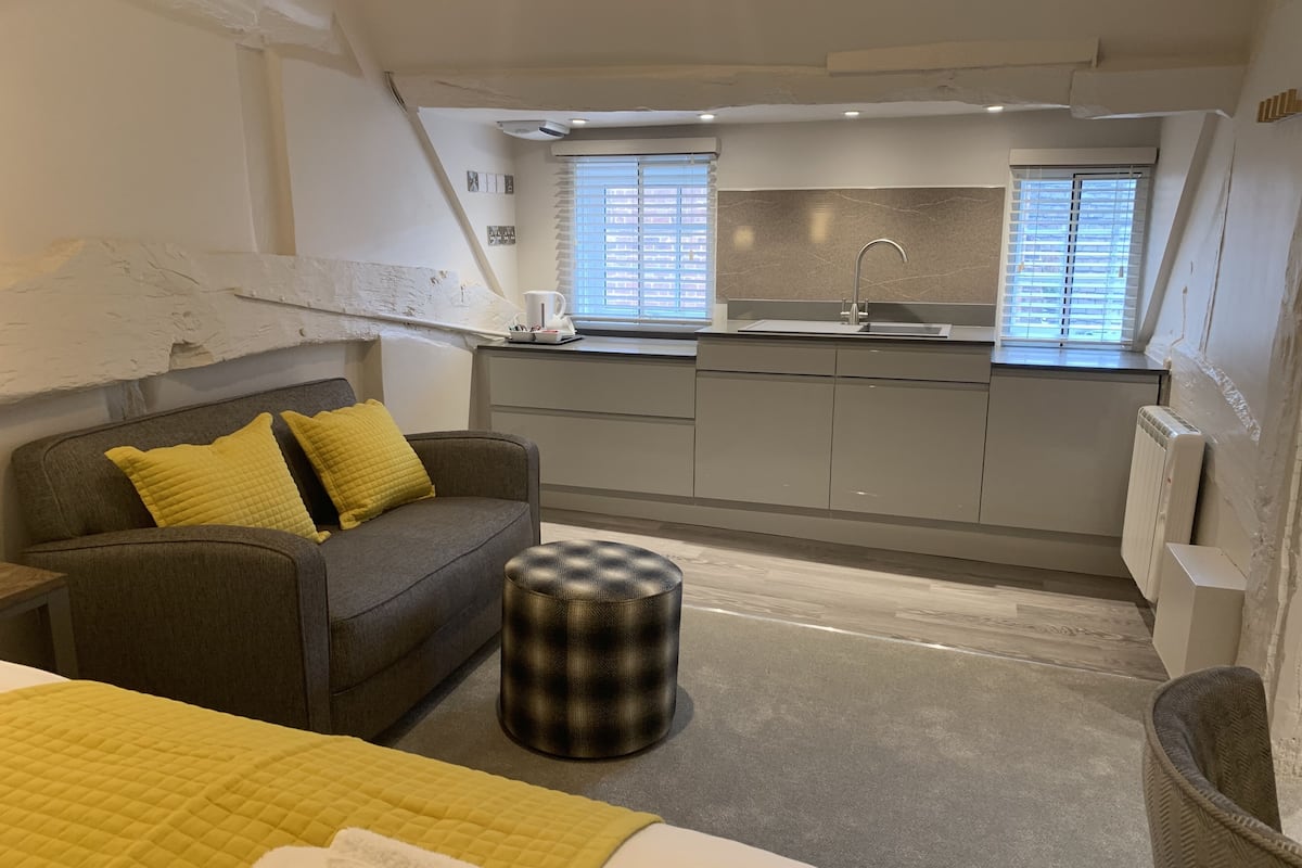 family studio, 1 double bed | 1 bedroom, in-room safe, desk, iron/ironing board