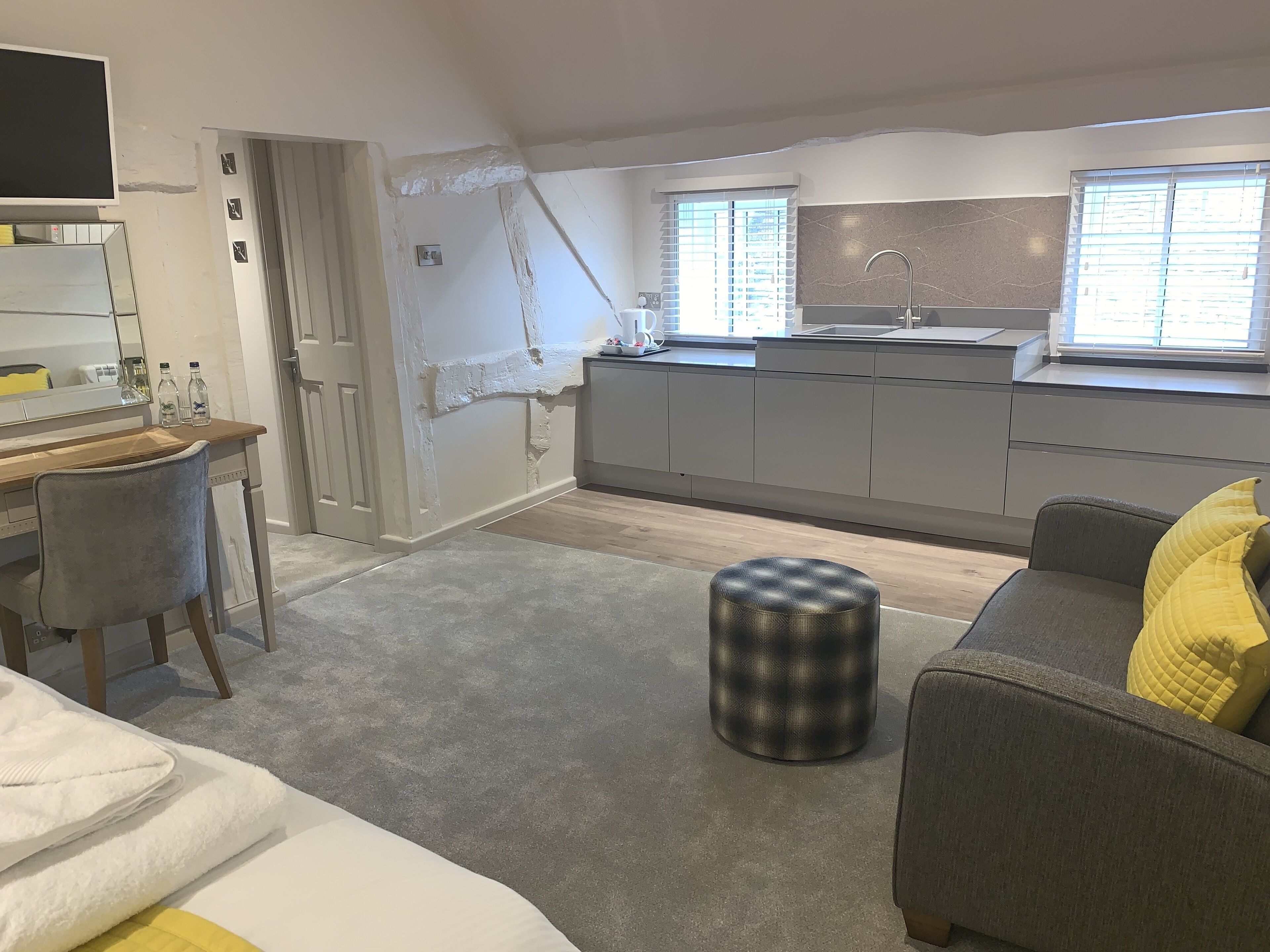 family studio, 1 king bed | 1 bedroom, in-room safe, desk, iron/ironing board