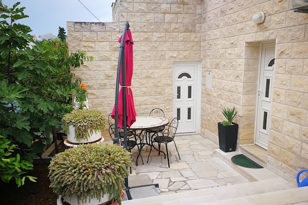 Standard Apartment | Terrace/patio